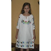 Сорочка - вышиванка детская: льняное платье с традиционной украинской вышивкой - модель 02 дв фото