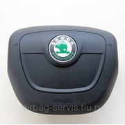 Крышка подушки безопасности водителя Skoda Superb, без хрома 2009-2010 г.в. - доставка по всей России фото