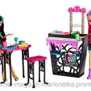 Набор куколок с мебелью Monster High Cleo de Nile and Howleen Wolf. фото