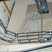 Прокладка проводов и кабелей фотография