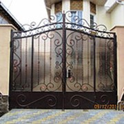 Ворота с калиткой кованые вк 22 фото