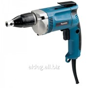 Шуруповерт Makita 6823