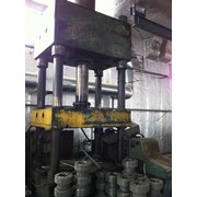 Пресс: рабочее давление 400т., размер стола 1250/1250мм фото