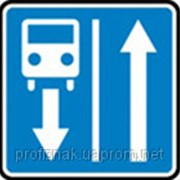 Дорожные знаки Информационно-указательные знаки Дорога с полосой для движения маршрутных транспортных... 5.8 фотография