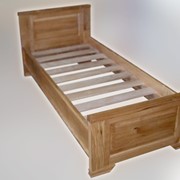 Каркасы кроватей из натурального дерева фото