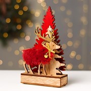 Новогодний декор с подсветкой 'Ёлочки и олень с колокольчиком' 6x4x23 см, красный фото