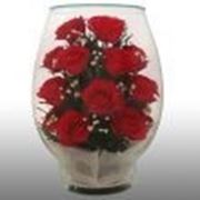 Артикул - VMR1 Композиция из натуральных роз. Размер: h-25.5 d-17.5 см фотография