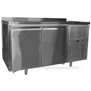 Среднетемпературный холодильный стол. фото