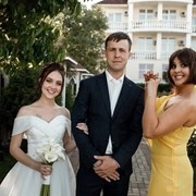 Ведущая на свадьбу фото