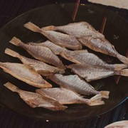 Солёно-сушеная рыба и морепродукты фото