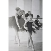 Занятия хореографией для детей и взрослых. фото