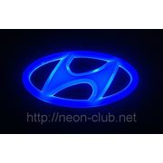 Горящая Передняя эмблема Hyundai | Хундай фотография