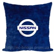 Автомобильная подушка NISSAN (35х35см) фото