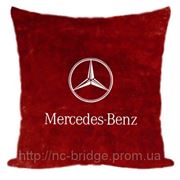 Автомобильная подушка MERСEDES BENZ (35х35см) фото
