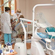 Зубные имплантаты фото