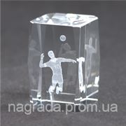 Награда стеклянная с 3D гравировкой Волейболист KR5080/VOL фотография