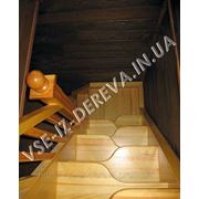 Лестницы деревянные гусиный шаг на заказ Днепропетровск фотография