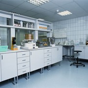 Мебель лабораторная для химических лабораторий фотография