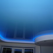 Натяжной потолок со светодиодной лентой фото