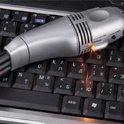USB-пылесос для клавиатуры с LED-фонариком