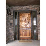 Элитные деревянные входные двери фотография