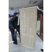 Натуральні дерев'яні двері із сосни ціна фото