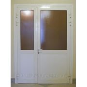 Межкомнатная белая дверь с звукоизоляцией фотография