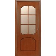 Дверь межкомнатная Двери Белоруссии Виктория шпонированная полуостекленная орех модерн фото