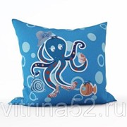 Декоративная подушка “Леди-осьминог“ фотография