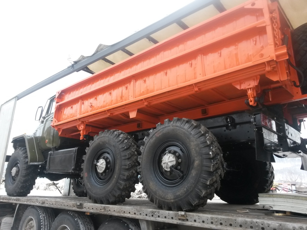 Урал 5557 самосвал