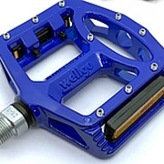 Педали Wellgo магниевые, пром.подшипники, ось Ф9/16 cr-mo фрезерованная, сменные шипы MG1 (Blue) фотография