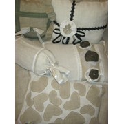 Подушки из домотканого конопляного полотна с наполнителем из конопляного волокна. фотография