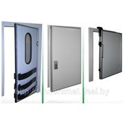Двери для холодильных камер фотография