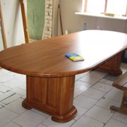 Стол деревянный, столы из натурального дерева фото