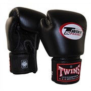 Перчатки боксёрские TWINS 1557-ч
