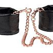 Черные мягкие наручники Entice French Cuffs с цепью фото