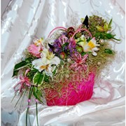 Композиции из живых цветов, букеты из цветов, цветочные букеты фотография
