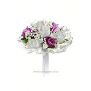 Букет для невесты №08, белый/сиреневый (роза текстиль) фото