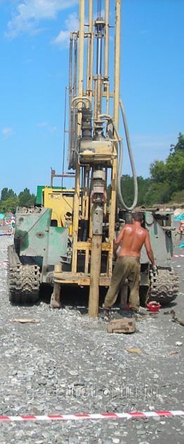 Техника для бурения свай 600 мм. Нефтяники и газовики. Слово бурение. Слово бурение. Буровой мастер.