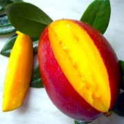 Свежие фрукты Манго