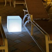 Беспроводной декоративный LED-светильник Cube от Smart&Green фото