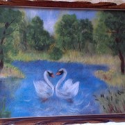 Картина из шерсти "Лебеди на природе"
