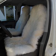 Автомобильный чехол, белый, овчина 61, размер 120 см на 50 см, крепления растяжные фото