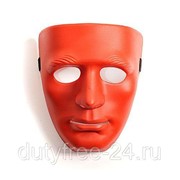 Красная маска из пластика фотография