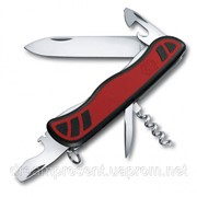 Нож Victorinox Nomad красный с черным фотография