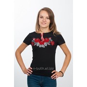 Футболка женская с вышивкой “Полтавские розы“, черная 56 фото