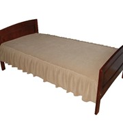 Кровать полутораспальная деревянная