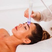 Омоложение кожи для мужчин и женщин в Киеве фотография