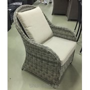 Кресло из искусственного ротанга фото