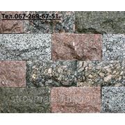 Гранитная плитка камень скала в ассортименте. фото